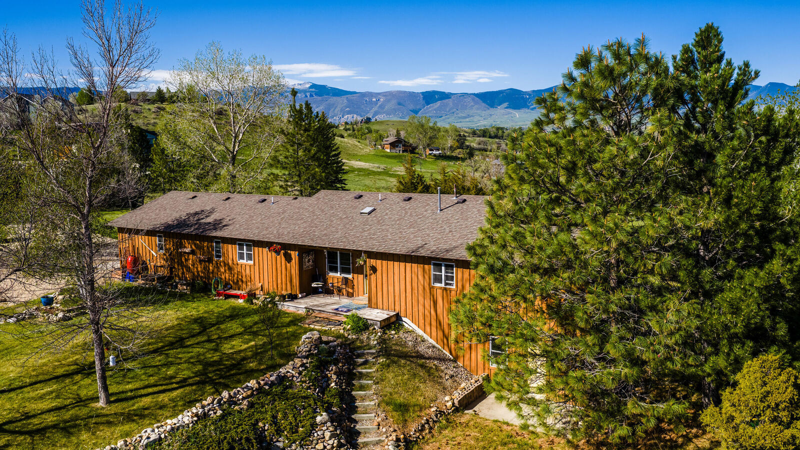 Property Photo: 7 Mallard Road WY 82801