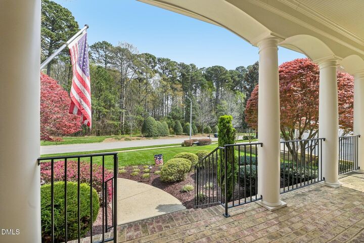 Property Photo:  312 Allenhurst Place  NC 27518 