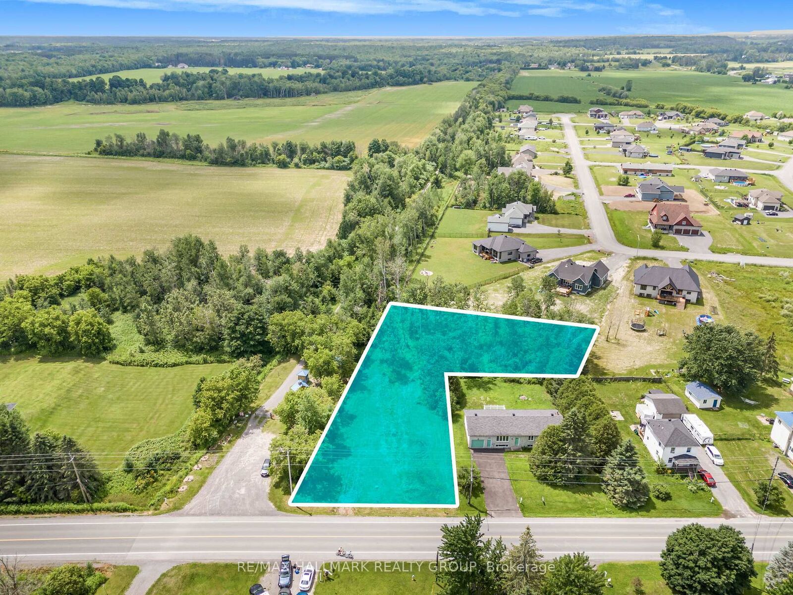 Property Photo:  3258 Gendron Road  ON K0A 2A0 