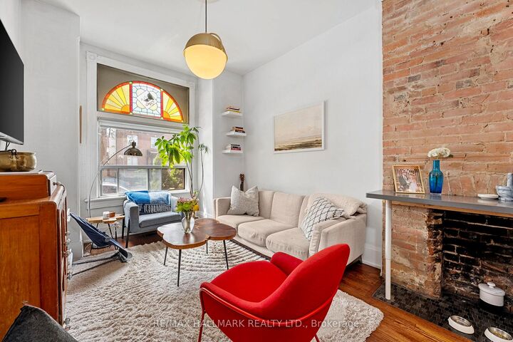 Property Photo: 261 Ossington Avenue ON M6J 3A1
