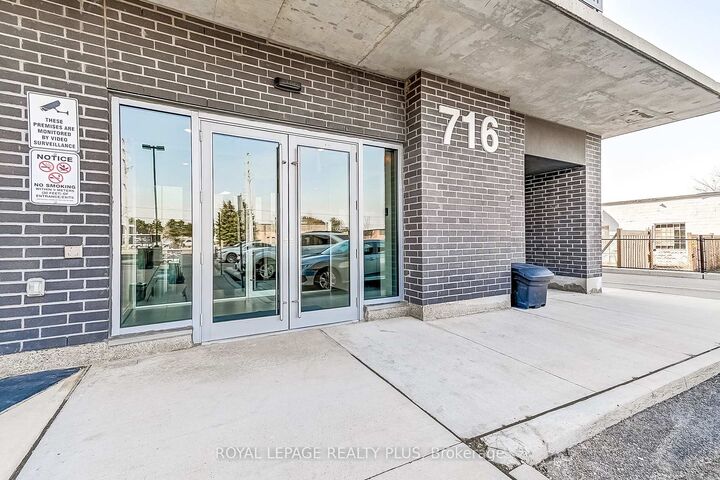 Property Photo: 716 Main Street E 708 ON L9T 3P6