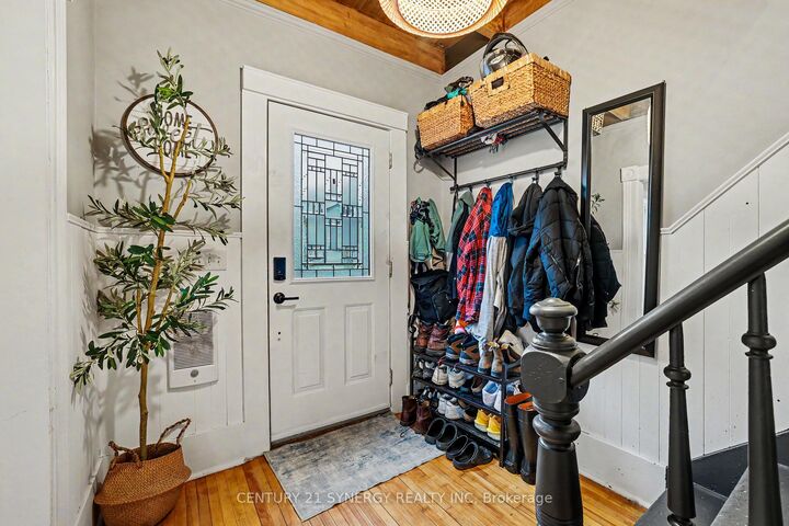 Property Photo: 15 Alfred Street ON K7A 4H6