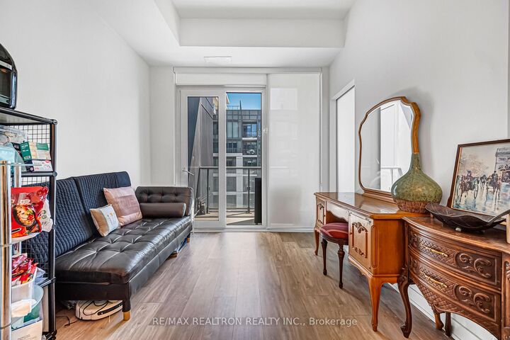 Property Photo: 121 Lower Sherbourne Street 1742 ON M5A 0W8