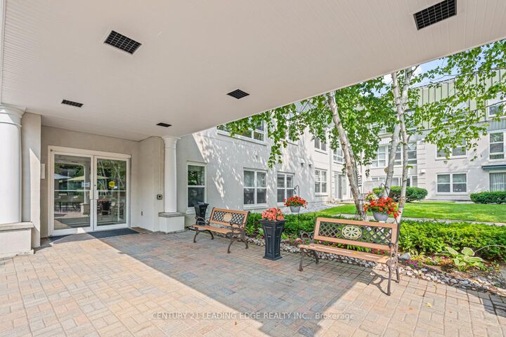 Property Photo: 100 Anna Russell Way 214 ON L3R 6C7