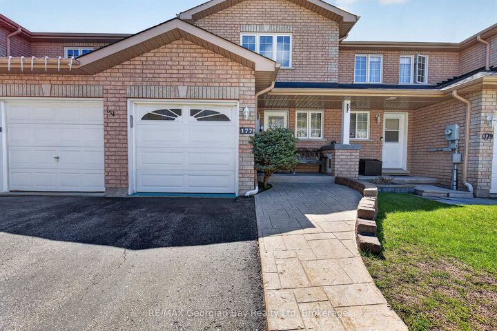 177 Southwinds Crescent — photo 1