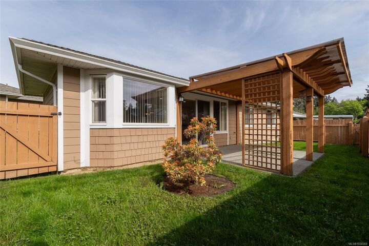 Property Photo:  3101 Herons Way 5  BC V9L 6Z4 
