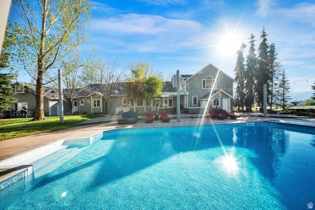 Property Photo:  1910 E Creekside Ct S  UT 84032 