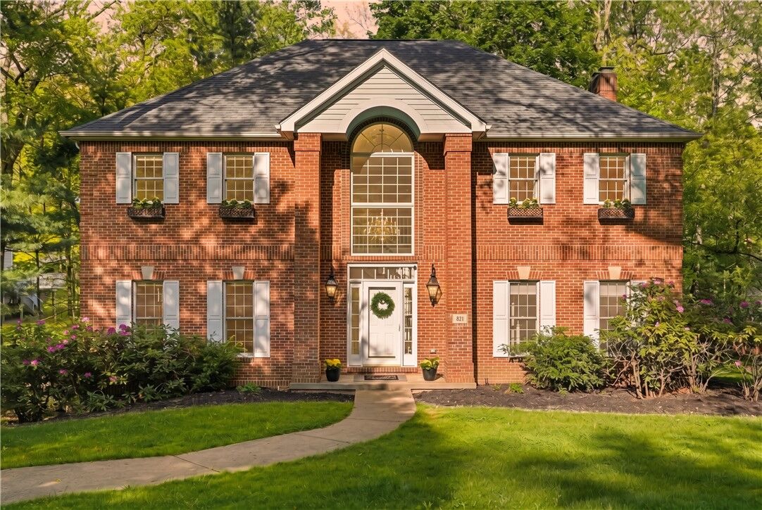 Property Photo:  821 Arbordale Lane  PA 15090 