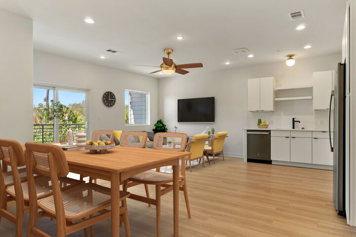 Property Photo:  100 W Mockingbird Lane 305  TX 78745 