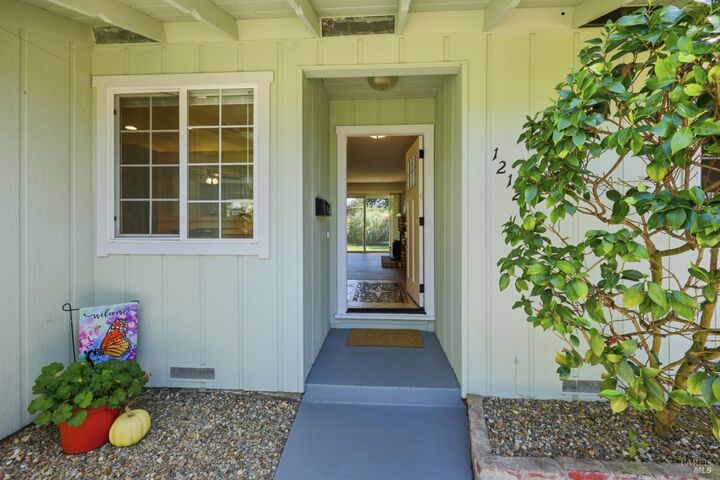Property Photo:  1212 El Cerrito Drive  CA 95401 