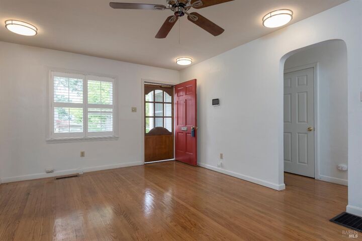 Property Photo: 1504 Meek Avenue CA 94559