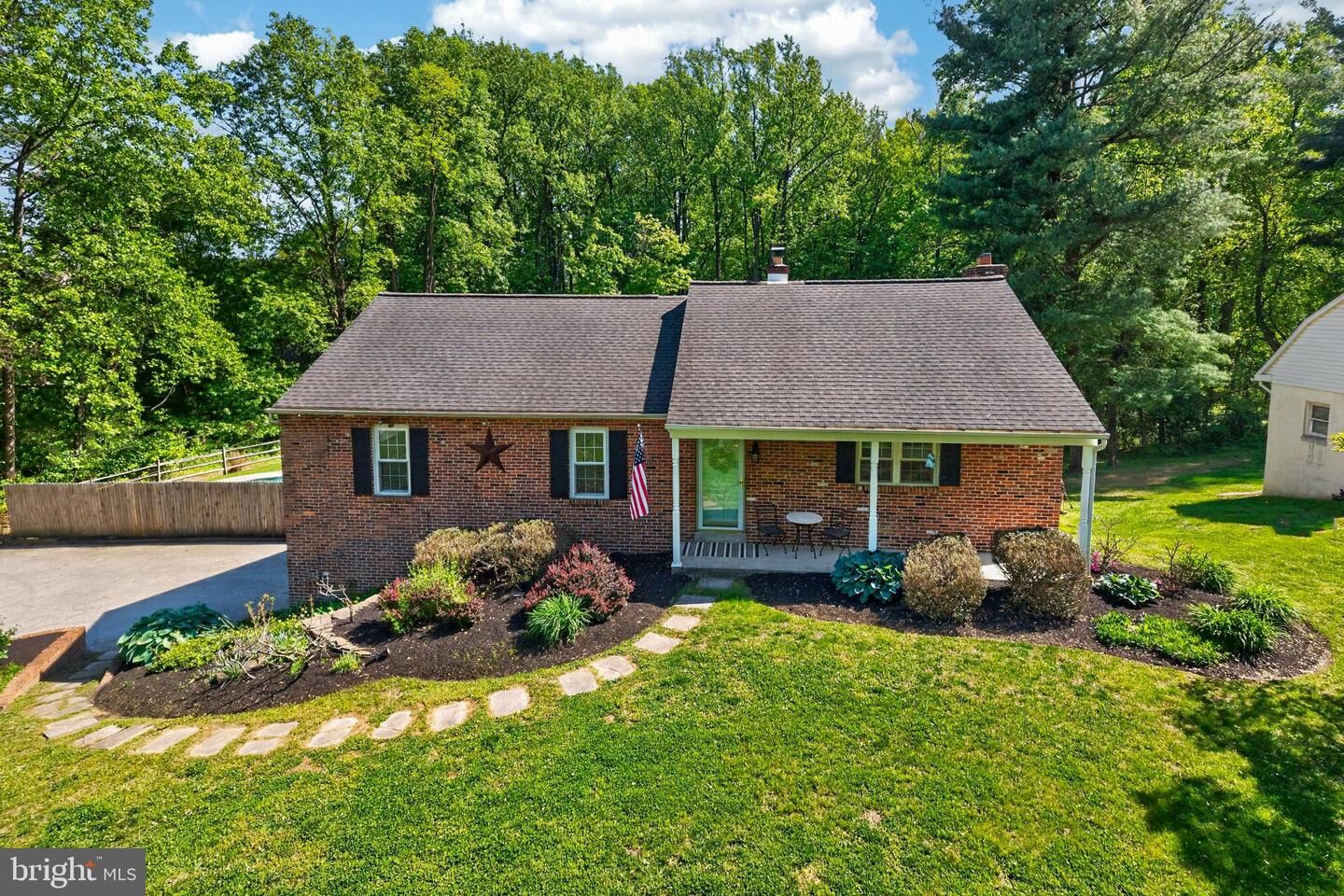 Property Photo:  1444 W Strasburg Road Marshallton  PA 19382 