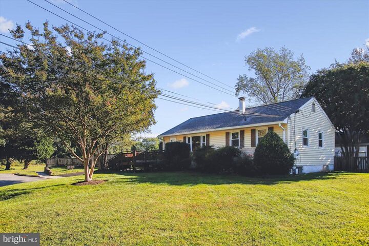 Property Photo:  2405 Phillips Drive  VA 22306 