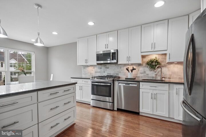 Property Photo:  20341 Ashcroft Terrace  VA 20165 