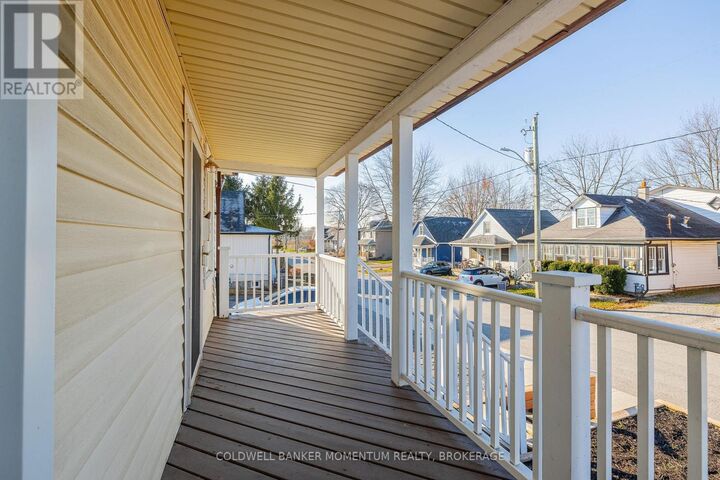 Property Photo:  60 Patricia Street  ON L2V 3W1 