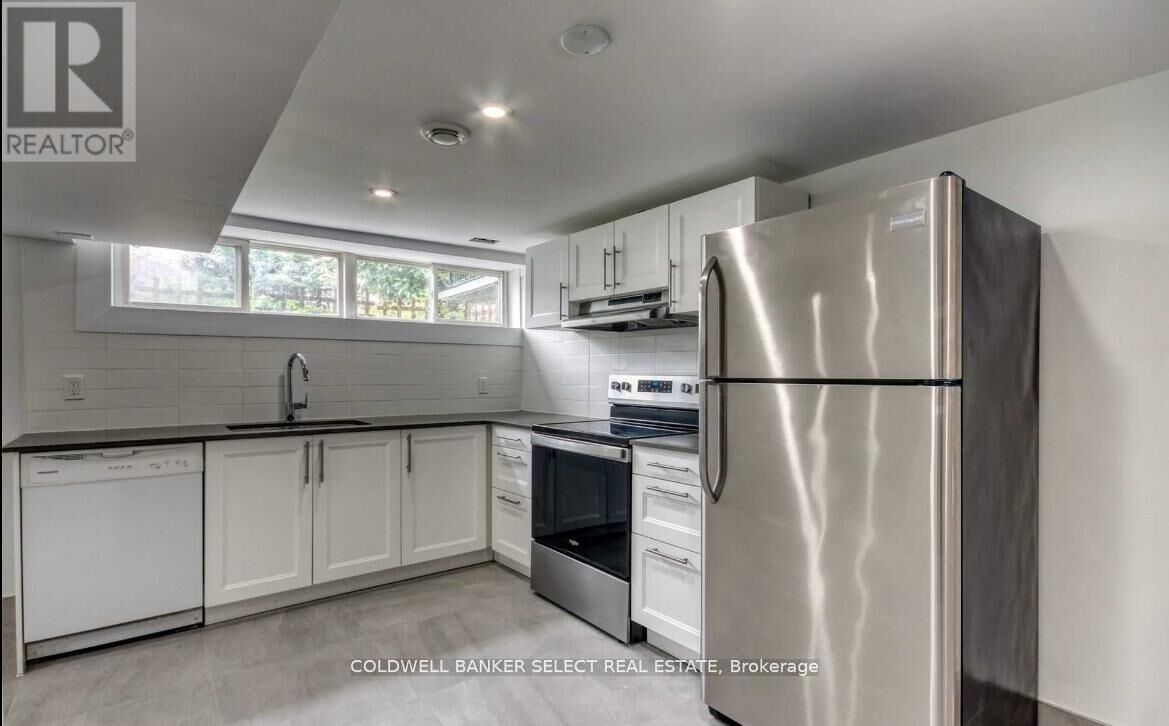 Property Photo:  64 Walter Avenue Lower  ON L3Y 2T3 