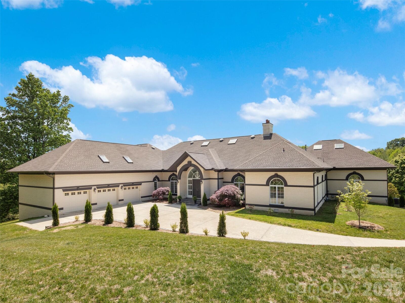 Property Photo:  813 Rickel Drive  NC 28739 