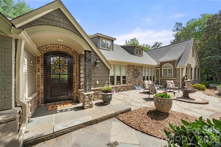 Property Photo:  4531 Montibello Drive  NC 28226 