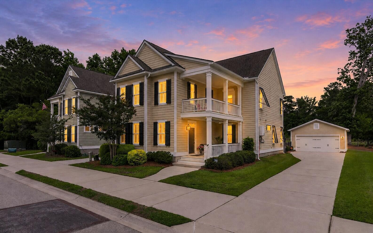 Property Photo: 2710 Rutherford Way SC 29414