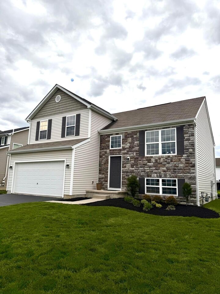 Property Photo:  2348 Trophy Drive  OH 43040 