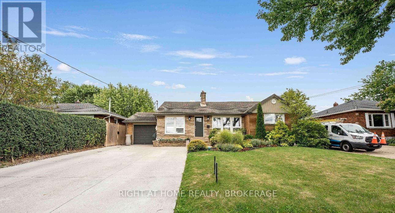 Property Photo:  57 Metcalfe Street  ON L2V 3A2 