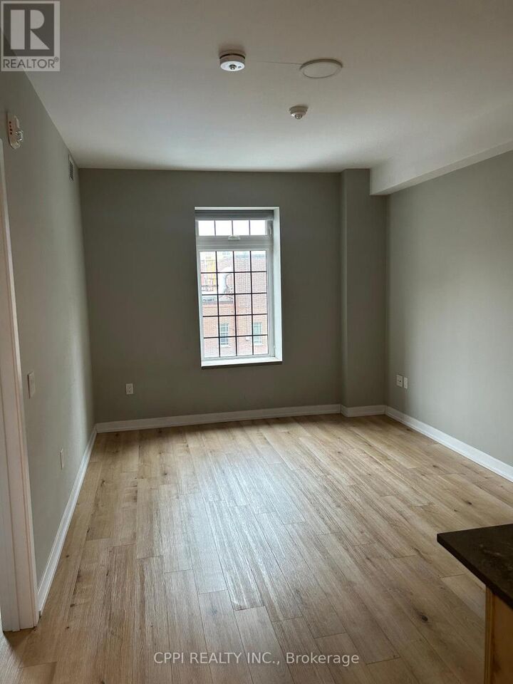 Property Photo:  70 King Street East 404  ON L1H 1B5 