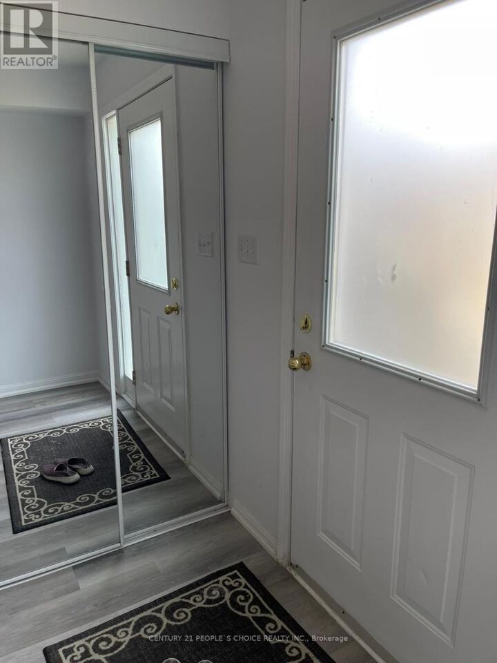 Property Photo:  4620 Guildwood Way West 45  ON L5R 4H4 
