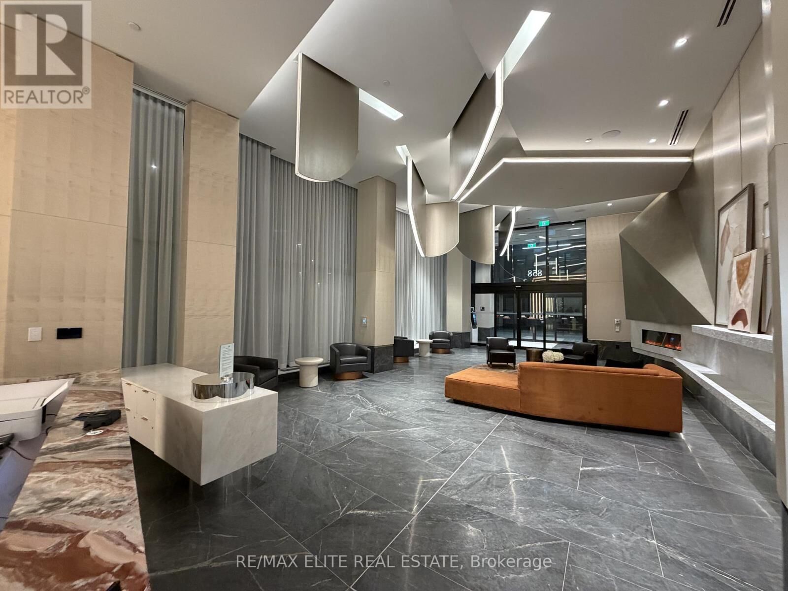 Property Photo:  858 Dupont Street 707  ON M6G 0C1 
