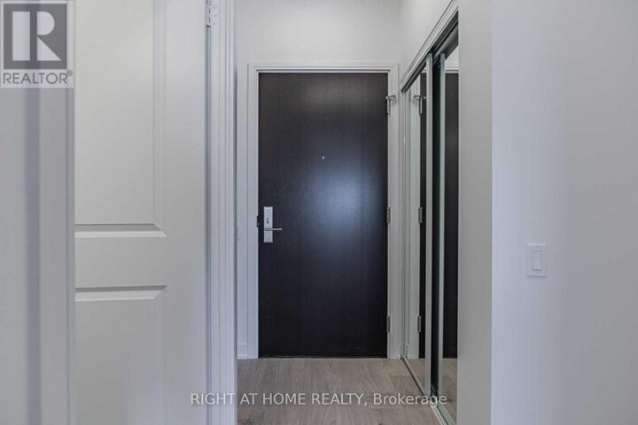 Property Photo:  8 Nahani Way 918  ON L4Z 4J8 
