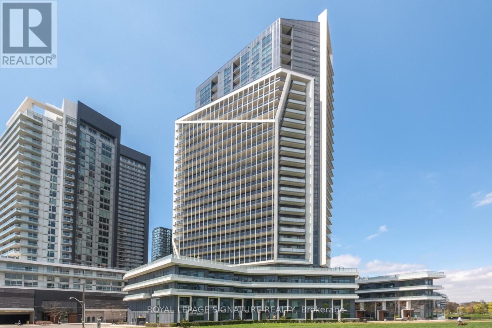 Property Photo:  30 Ordnance Street 609  ON M6K 0C8 