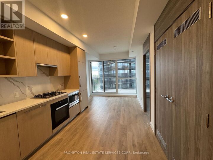 Property Photo:  68 Esther Shiner Boulevard 1103  ON M2K 0J6 