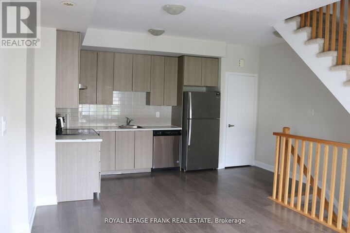 Property Photo:  70 Orchid Place Drive 26  ON M1B 0C4 