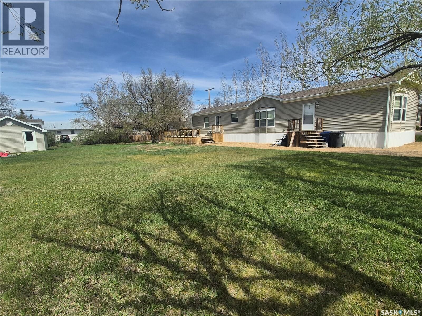 Photo de la propriété:  160 7th Avenue E  SK S0C 0K0 