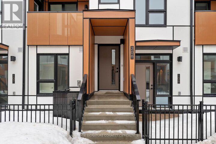 Property Photo:  30 All Nations Drive Th206  ON L7A 5M5 
