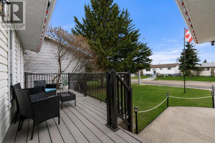 Property Photo:  4319 54 Avenue  AB T0B 4J0 