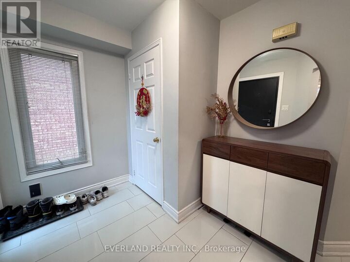 Property Photo:  73 Cavalry Trail  ON L3R 9H9 