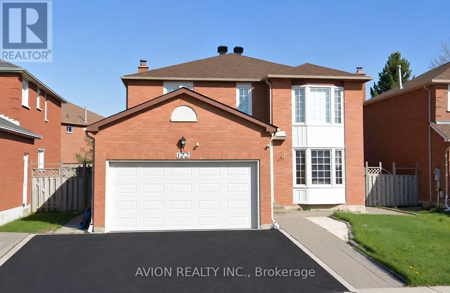 Property Photo:  172 Highglen Avenue  ON L3S 1X4 
