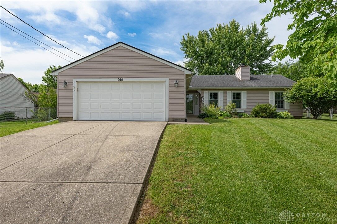 Property Photo: 965 Redfox Court OH 45050