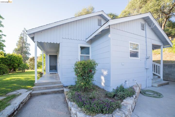 Property Photo:  15098 Cavalieri Rd  CA 95370 