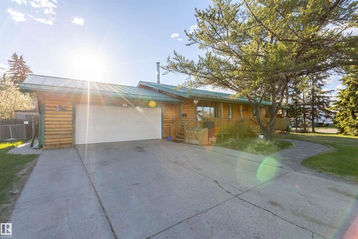 Property Photo: 100 Mill Road AB T8R 1P2
