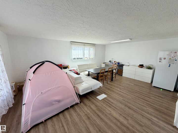 Property Photo:  5233 46 Avenue  AB T0A 3A4 