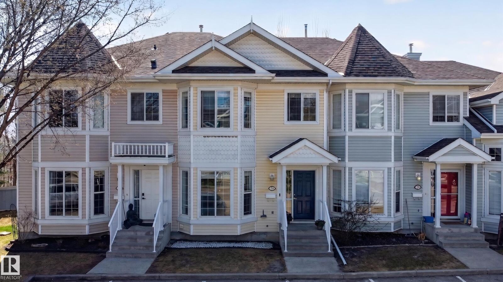 Property Photo:  1780 Glastonbury Boulevard NW 28  AB T5T 6P9 