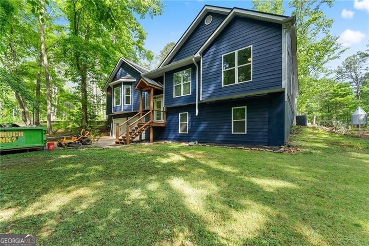 Property Photo: 7095 Cogburn Road GA 30028
