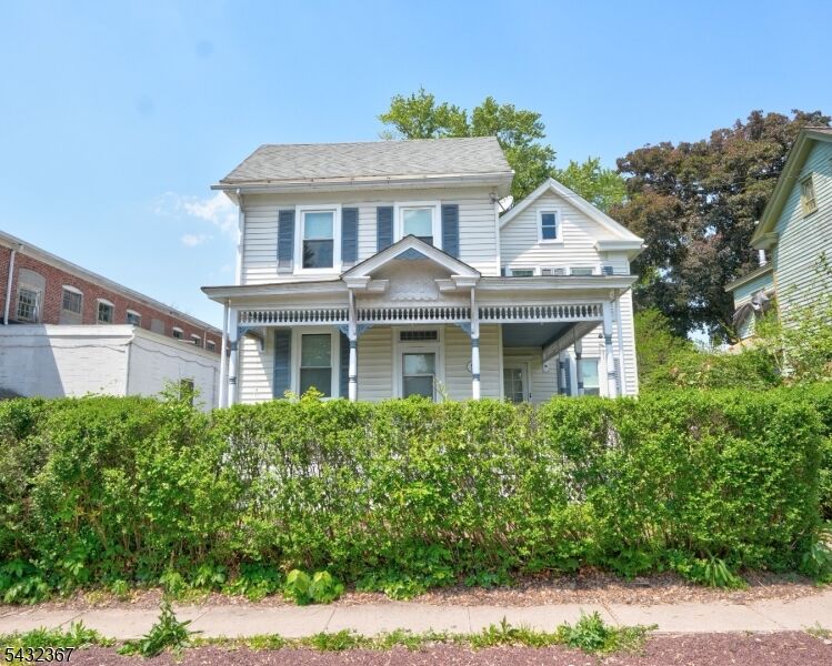 Property Photo:  5 6th St  NJ 08825 
