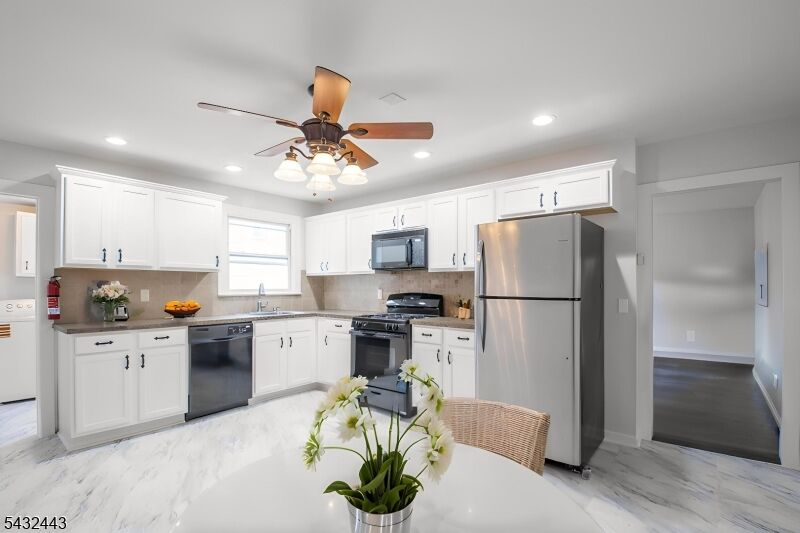 Property Photo: 111 Roosevelt St 2 NJ 07204