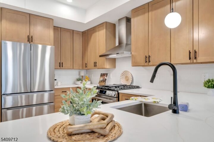 Property Photo:  20 Encampment Ct 204  NJ 07045 