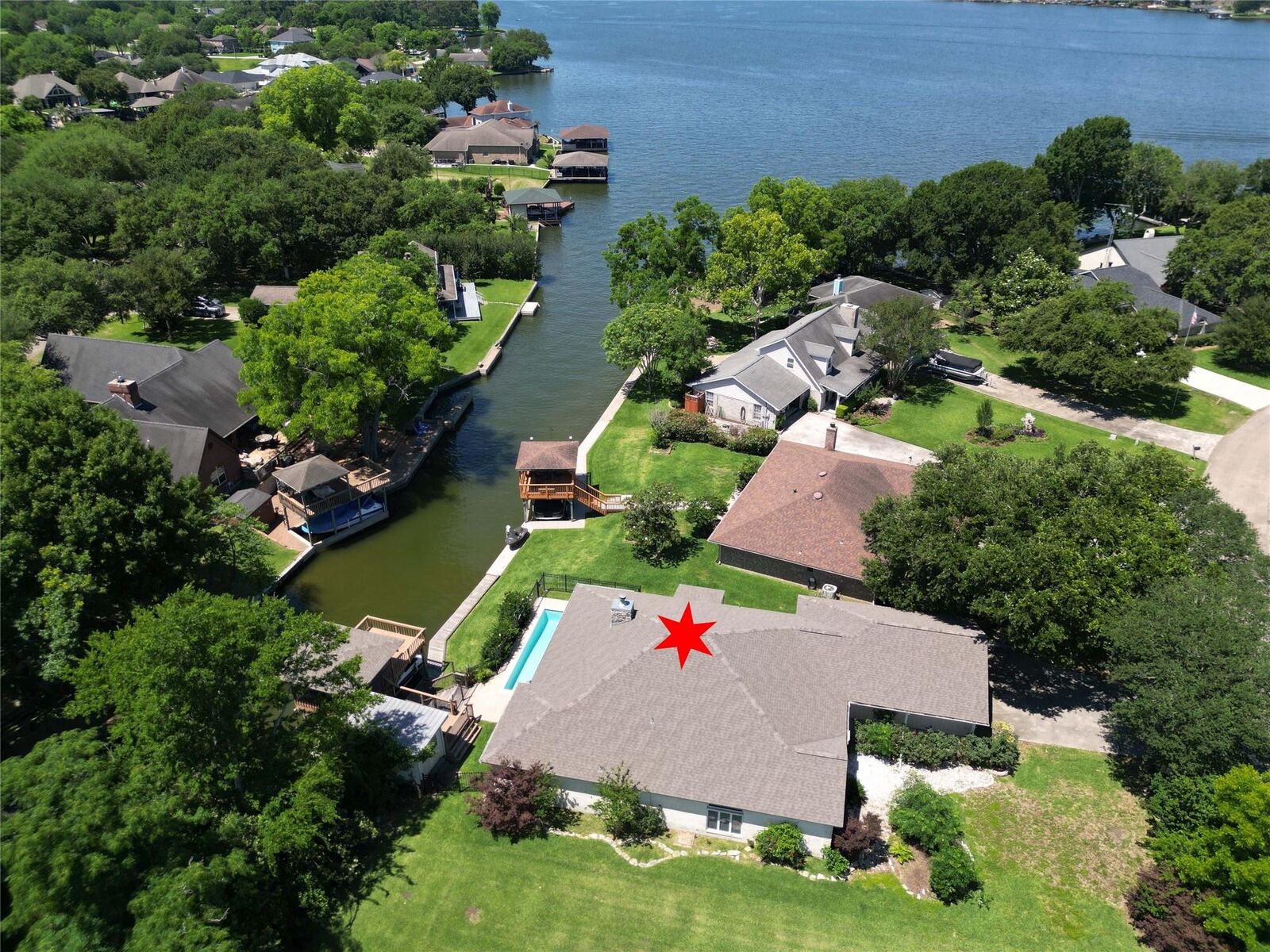 Property Photo:  13586 Bunker Hill Drive  TX 77318 