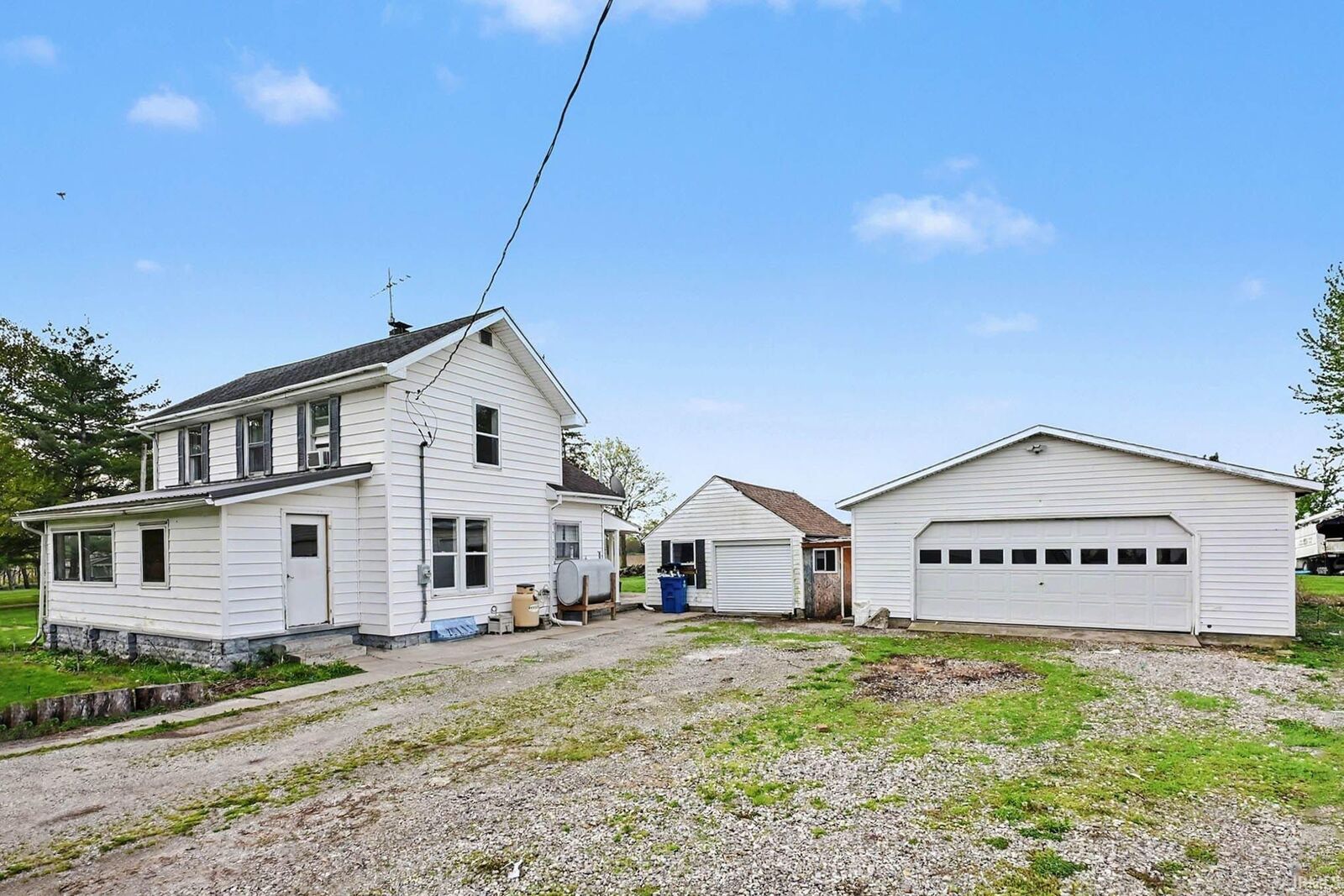 Property Photo:  465 E 500 N  IN 46970-8172 