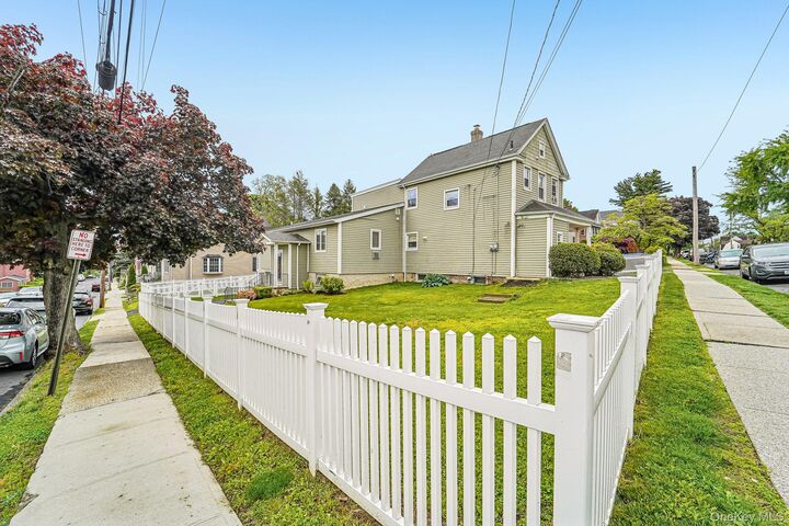 Property Photo:  668 Valley Avenue  NY 10703 