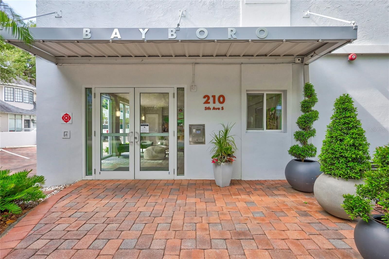 Property Photo:  210 5th Avenue S 107  FL 33701 